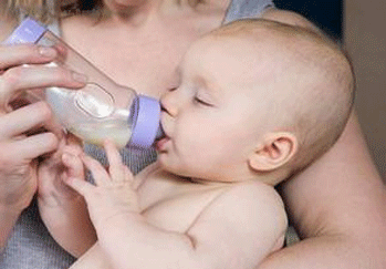 母乳奶粉混合喂养的正确方法