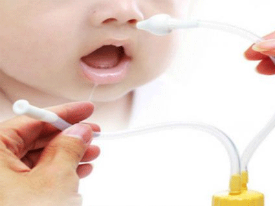 新生儿鼻屎的正确清理方法