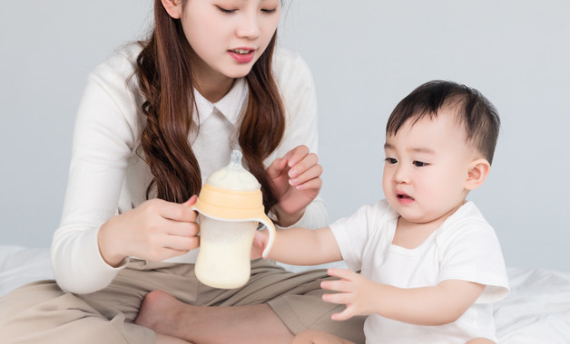 如何选择婴儿奶粉