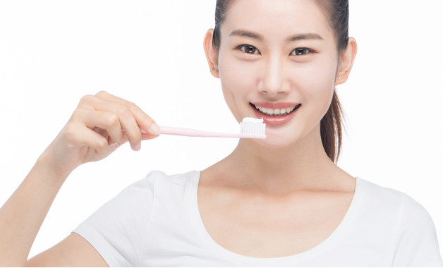 黑人牙膏是中国的吗